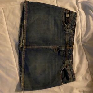 Jean rip curl skirt